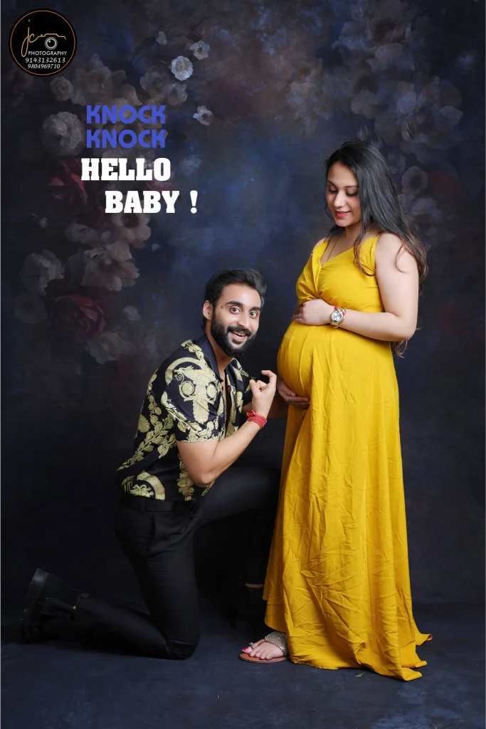 Maternity & Motherhood Portraits - Frame 11